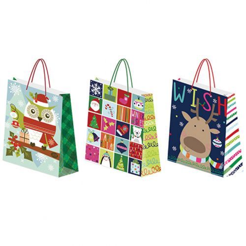 Пакет подарочный Зимняя сказка, размер 33*43*10 см, крафт бумага / Упаковка подарков