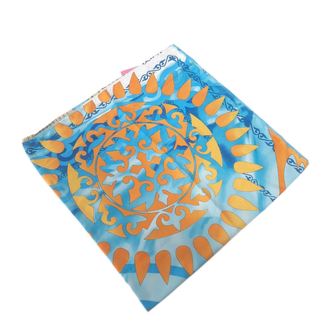 Платок Адеми Ай "Ақорда", 100 % щелк / Государственные символы