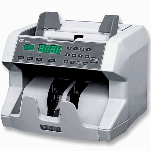 Счетчик банкнот PRO 95 U, 900/1200 банк/мин, емкость приемного кармана 300 банкнот / Счетчики банкнот