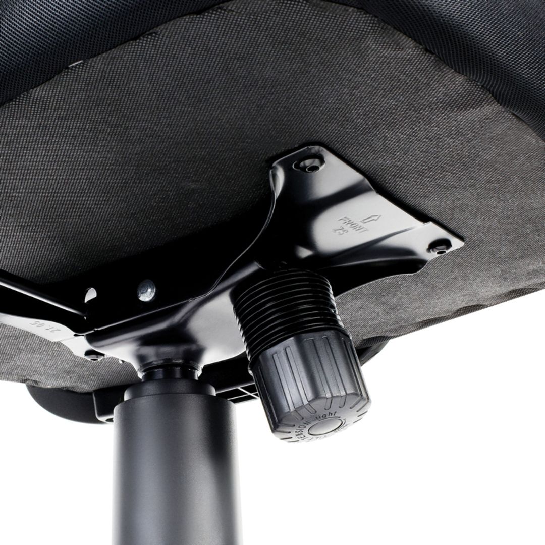 Кресло для руководителя Helmi HL-E37 "Wind", ткань/сетка, черное / Кресла для руководителей №7