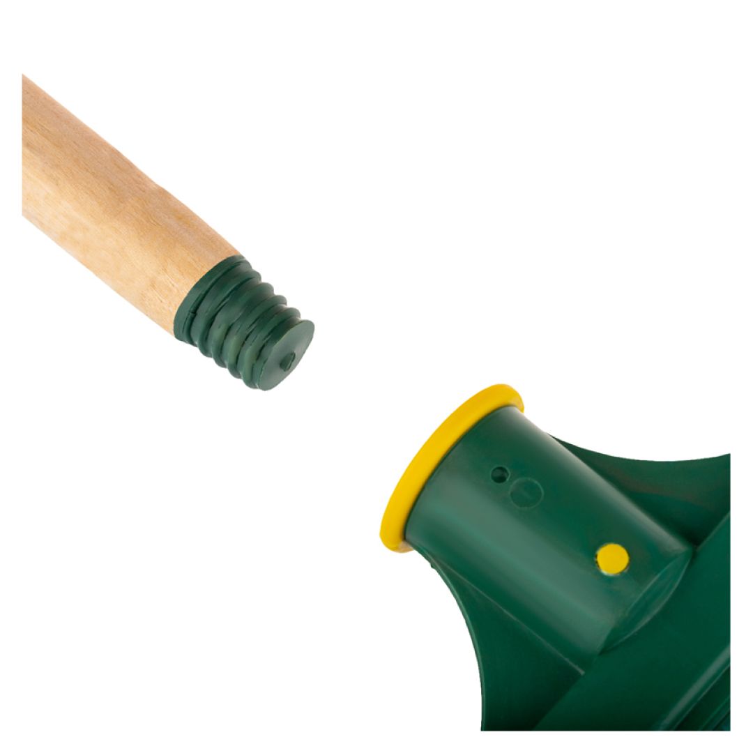 Метла OfficeClean, для улицы, малая, плоская, с деревянным черенком 120 см / Веники, щетки, совки №2