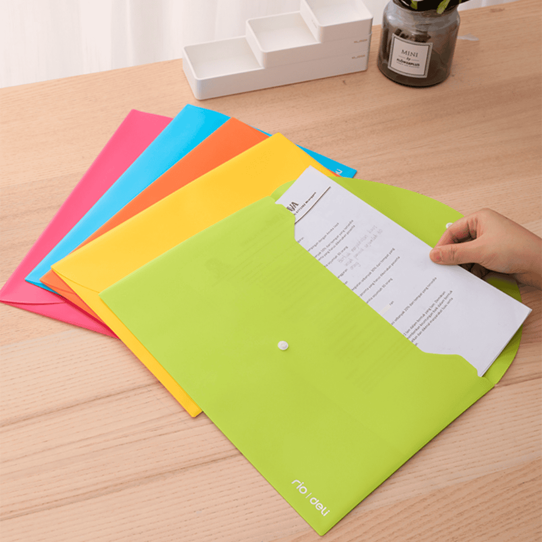 Батырмасы бар конверт-папка Стамм, A4, 150 мкм, мөлдір, сары / Батырмадағы конверт папкалар №7