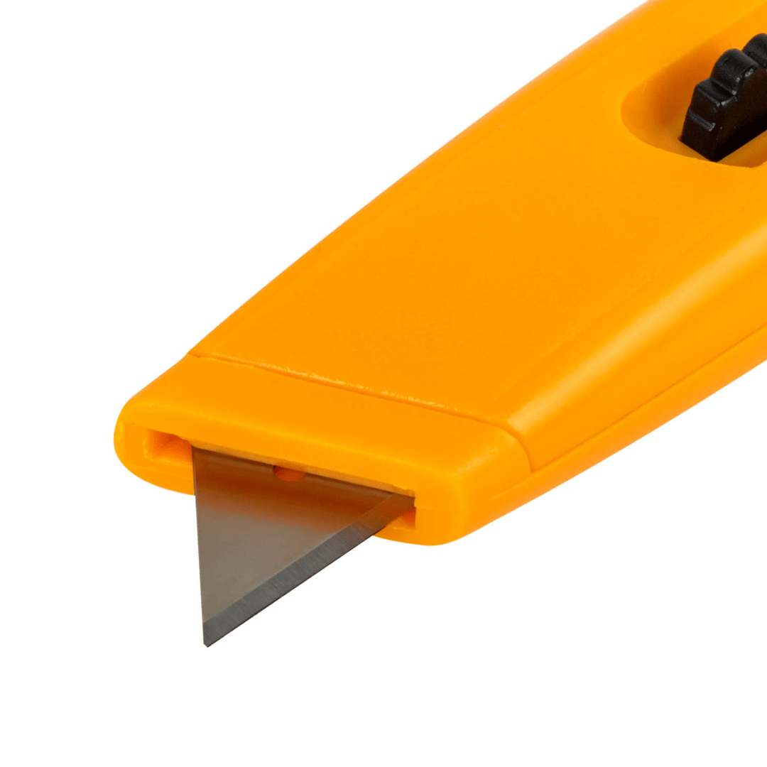 Нож канцелярский Staff "Pro", сменные лезвия 18 мм, оранжевый / Ножи канцелярские №2 oe.kz Нож канцелярский Staff "Pro", сменные лезвия 18 мм, оранжевый / Ножи канцелярские №2